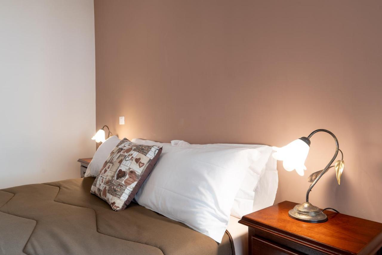 Myricae Rooms Affittacamere No Late Arrival 피우미치노 외부 사진