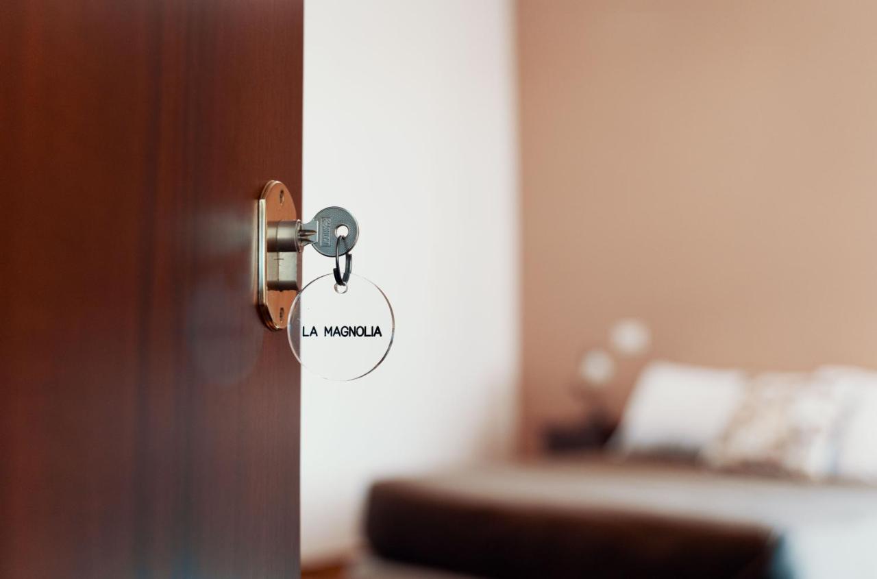 Myricae Rooms Affittacamere No Late Arrival 피우미치노 외부 사진